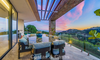 Villa architecturale moderne avec vue sur la mer et un fitness profesionelle à vendre à El Madroñal, Benahavís - Marbella 793768 