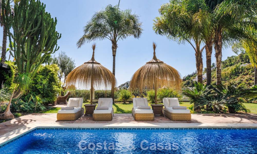 Élégante villa andalouse avec vues panoramiques sur la mer à vendre à El Madroñal, Benahavís - Marbella 793832