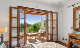 Élégante villa andalouse avec vues panoramiques sur la mer à vendre à El Madroñal, Benahavís - Marbella 793842 