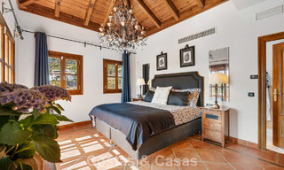 Élégante villa andalouse avec vues panoramiques sur la mer à vendre à El Madroñal, Benahavís - Marbella 793843 