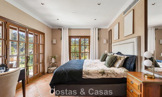 Élégante villa andalouse avec vues panoramiques sur la mer à vendre à El Madroñal, Benahavís - Marbella 793852 