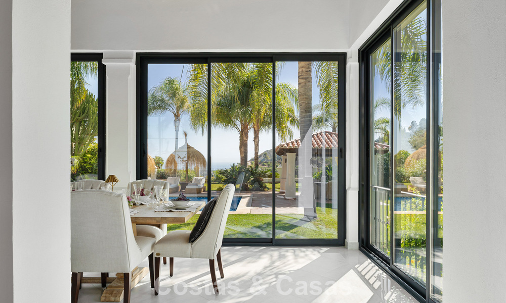 Élégante villa andalouse avec vues panoramiques sur la mer à vendre à El Madroñal, Benahavís - Marbella 793857