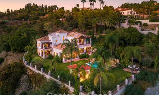 Élégante villa andalouse avec vues panoramiques sur la mer à vendre à El Madroñal, Benahavís - Marbella 793866 