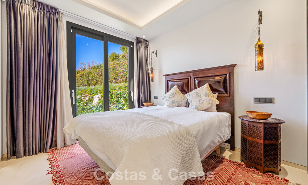 Villa de luxe exclusive au design moderniste à vendre dans la Vallée du Golf de Nueva Andalucía, Marbella 793915