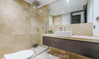 Villa de luxe exclusive au design moderniste à vendre dans la Vallée du Golf de Nueva Andalucía, Marbella 793919 
