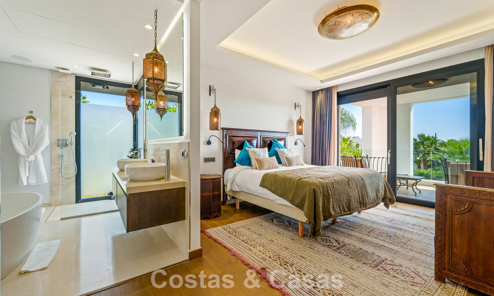 Villa de luxe exclusive au design moderniste à vendre dans la Vallée du Golf de Nueva Andalucía, Marbella 793927