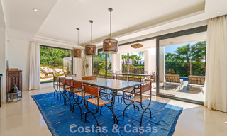 Villa de luxe exclusive au design moderniste à vendre dans la Vallée du Golf de Nueva Andalucía, Marbella 793936 