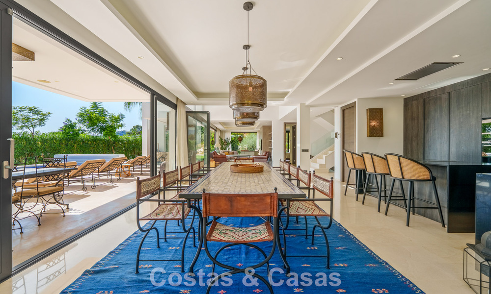 Villa de luxe exclusive au design moderniste à vendre dans la Vallée du Golf de Nueva Andalucía, Marbella 793939