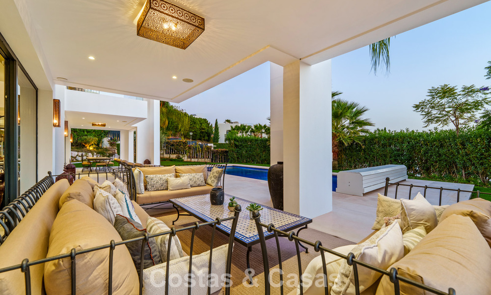 Villa de luxe exclusive au design moderniste à vendre dans la Vallée du Golf de Nueva Andalucía, Marbella 793951
