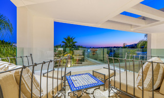 Villa de luxe exclusive au design moderniste à vendre dans la Vallée du Golf de Nueva Andalucía, Marbella 793954 