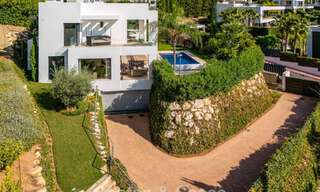 Villa de luxe exclusive au design moderniste à vendre dans la Vallée du Golf de Nueva Andalucía, Marbella 793966 