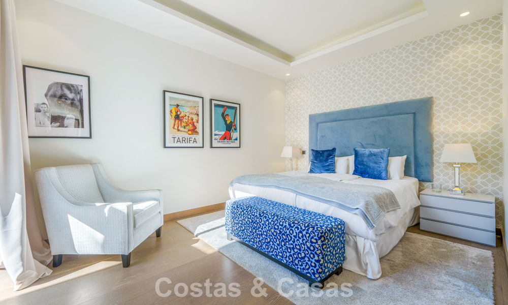 Villa de luxe au style contemporain à vendre dans une communauté privée et sécurisée de Nueva Andalucía, Marbella 793983