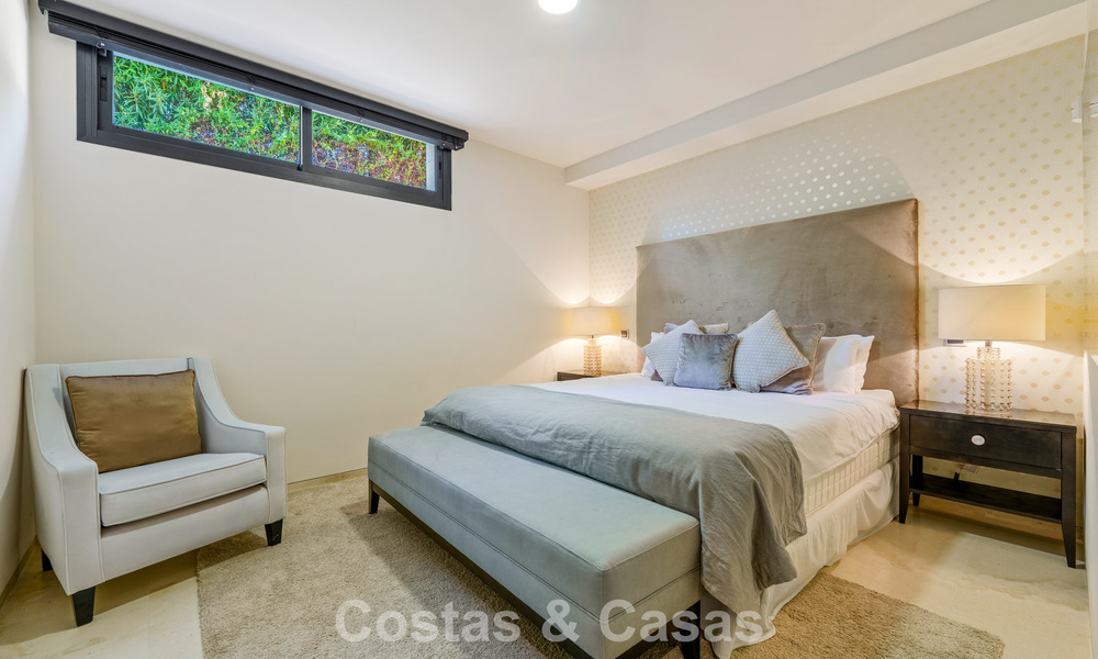 Villa de luxe au style contemporain à vendre dans une communauté privée et sécurisée de Nueva Andalucía, Marbella 793995