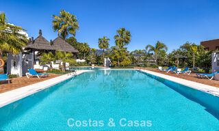 Penthouse rénové de 3 chambres à coucher dans une résidence sécurisée avec vue sur la mer et le golf à Marbella - Benahavis 793349 