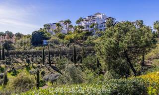 Penthouse rénové de 3 chambres à coucher dans une résidence sécurisée avec vue sur la mer et le golf à Marbella - Benahavis 793350 