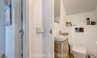 Penthouse rénové de 3 chambres à coucher dans une résidence sécurisée avec vue sur la mer et le golf à Marbella - Benahavis 793779 