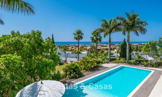 Villa luxueuse, moderne et haut de gamme à vendre avec vue sur la mer dans un prestigieux resort de golf à Marbella - Benahavís 794024 