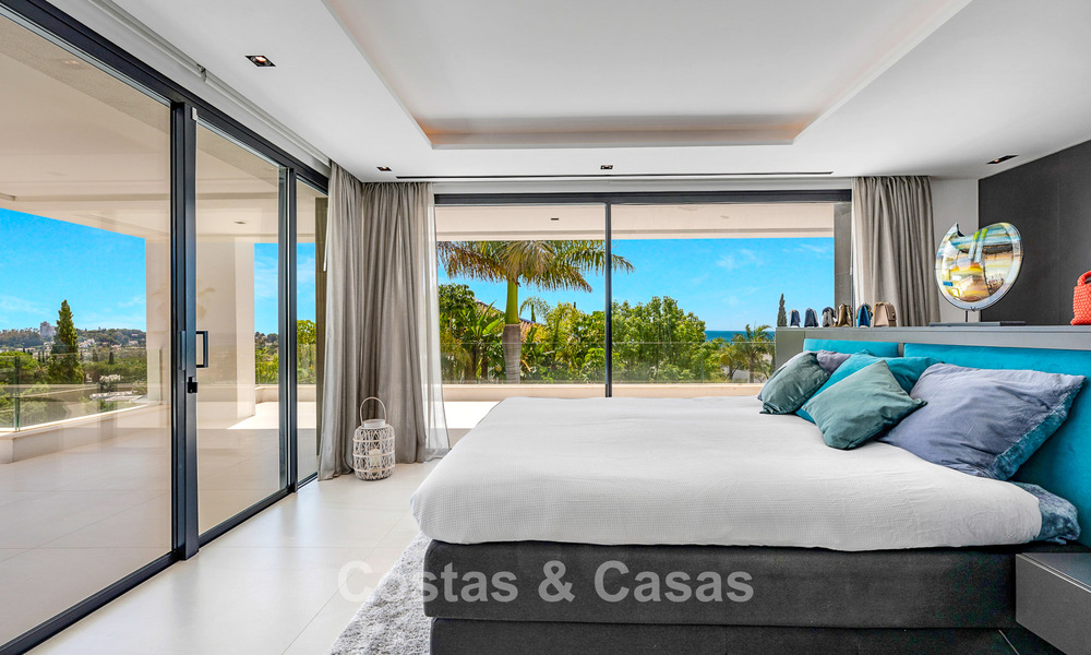 Villa luxueuse, moderne et haut de gamme à vendre avec vue sur la mer dans un prestigieux resort de golf à Marbella - Benahavís 794026