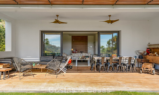 Spacieuse villa moderne avec maison d’amis indépendante à vendre à El Madroñal, Benahavís - Marbella 794042 