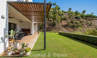 Spacieuse villa moderne avec maison d’amis indépendante à vendre à El Madroñal, Benahavís - Marbella 794044 