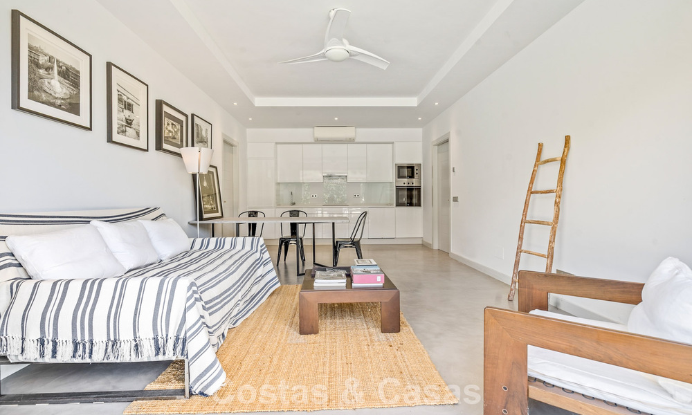 Spacieuse villa moderne avec maison d’amis indépendante à vendre à El Madroñal, Benahavís - Marbella 794054