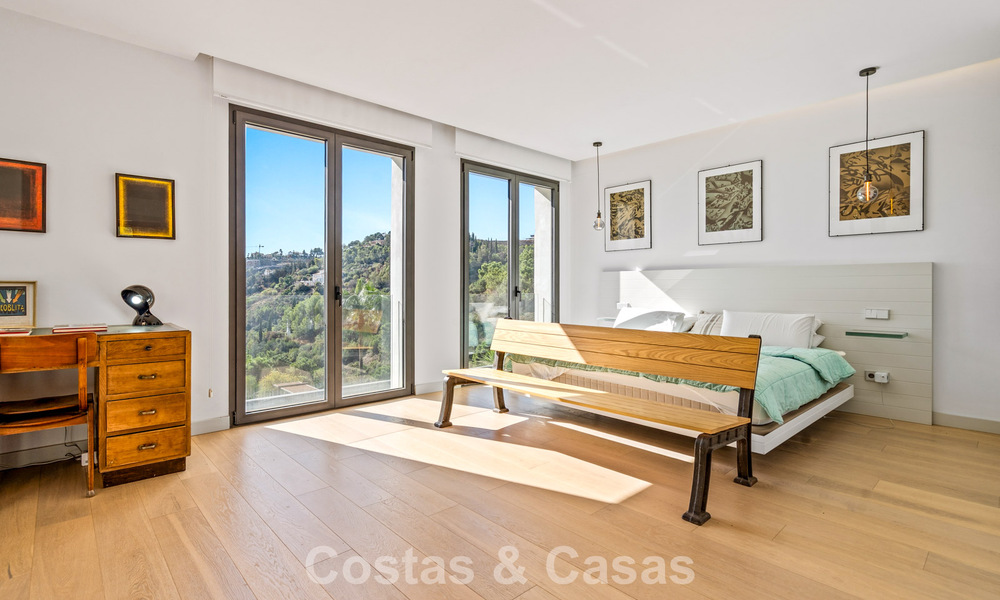 Spacieuse villa moderne avec maison d’amis indépendante à vendre à El Madroñal, Benahavís - Marbella 794058