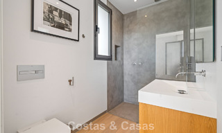 Spacieuse villa moderne avec maison d’amis indépendante à vendre à El Madroñal, Benahavís - Marbella 794066 