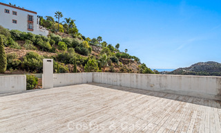 Spacieuse villa moderne avec maison d’amis indépendante à vendre à El Madroñal, Benahavís - Marbella 794068 