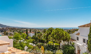 Appartement duplex prêt à emménager, luxueusement rénové, à vendre dans les collines de Marbella - Benahavís 794091 