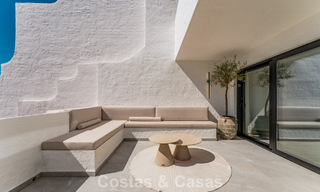 Appartement duplex prêt à emménager, luxueusement rénové, à vendre dans les collines de Marbella - Benahavís 794092 