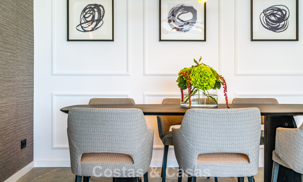 Appartement duplex prêt à emménager, luxueusement rénové, à vendre dans les collines de Marbella - Benahavís 794098