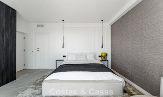 Appartement duplex prêt à emménager, luxueusement rénové, à vendre dans les collines de Marbella - Benahavís 794107 