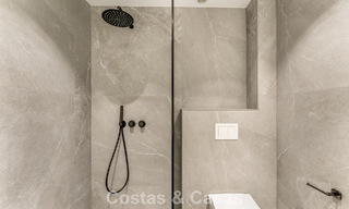 Appartement duplex prêt à emménager, luxueusement rénové, à vendre dans les collines de Marbella - Benahavís 794112 