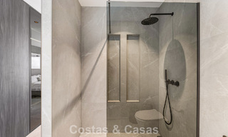 Appartement duplex prêt à emménager, luxueusement rénové, à vendre dans les collines de Marbella - Benahavís 794116 