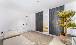 Appartement duplex prêt à emménager, luxueusement rénové, à vendre dans les collines de Marbella - Benahavís 794123 