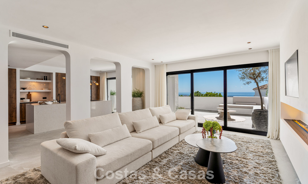 Appartement duplex prêt à emménager, luxueusement rénové, à vendre dans les collines de Marbella - Benahavís 794125