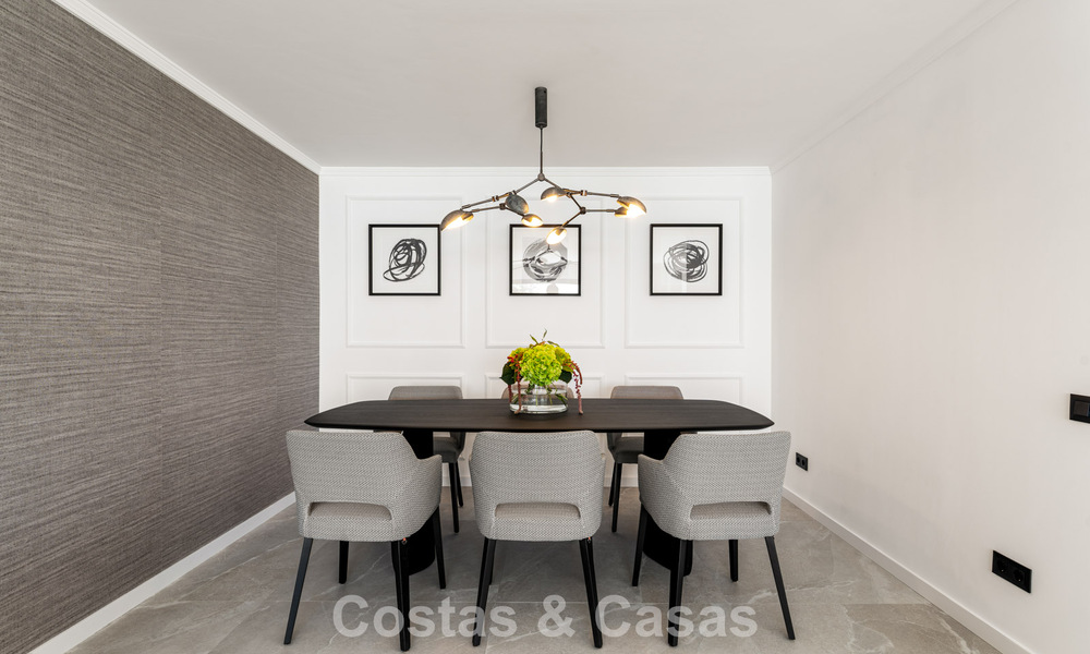 Appartement duplex prêt à emménager, luxueusement rénové, à vendre dans les collines de Marbella - Benahavís 794127