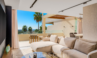 Appartement de luxe rénové avec vue sur la mer à vendre dans la prisée Nueva Andalucía, Marbella 794135 