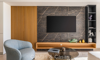 Appartement de luxe rénové avec vue sur la mer à vendre dans la prisée Nueva Andalucía, Marbella 794136 