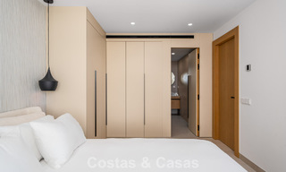 Appartement de luxe rénové avec vue sur la mer à vendre dans la prisée Nueva Andalucía, Marbella 794139 