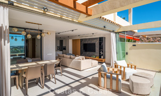 Appartement de luxe rénové avec vue sur la mer à vendre dans la prisée Nueva Andalucía, Marbella 794148 