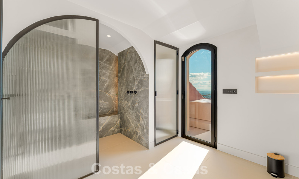 Penthouse exclusif de design scandinave avec vue à 180° à vendre à Benahavis - Marbella 794171