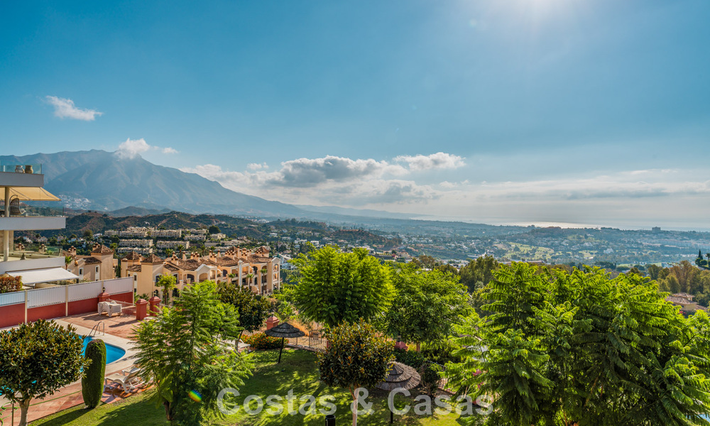 Penthouse exclusif de design scandinave avec vue à 180° à vendre à Benahavis - Marbella 794186