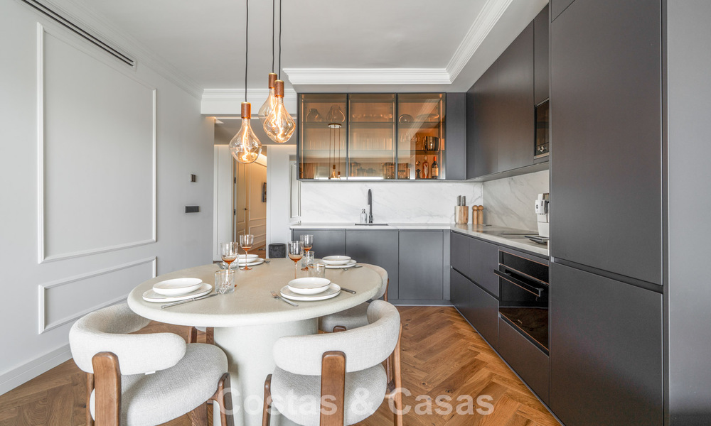Appartement rénové contemporain prêt à emménager avec vue sur la mer à La Quinta Golf Resort, Benahavís - Marbella 794246