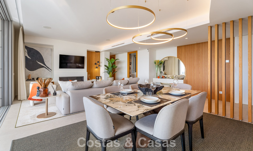 Spacieux appartement contemporain, prêt à emménager à vendre dans les collines de La Quinta Resort, Marbella - Benahavís 794373