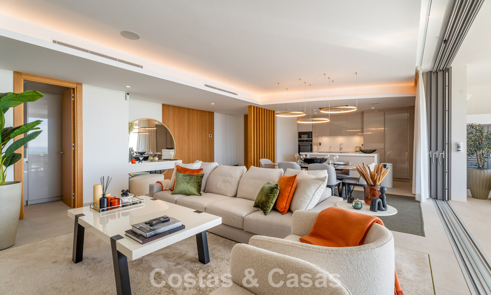 Spacieux appartement contemporain, prêt à emménager à vendre dans les collines de La Quinta Resort, Marbella - Benahavís 794379