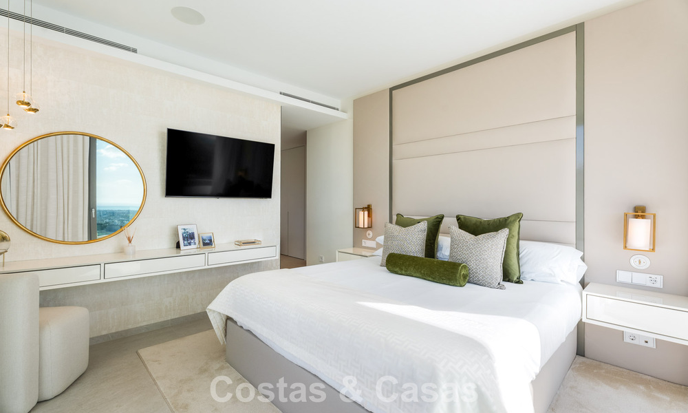 Spacieux appartement contemporain, prêt à emménager à vendre dans les collines de La Quinta Resort, Marbella - Benahavís 794392