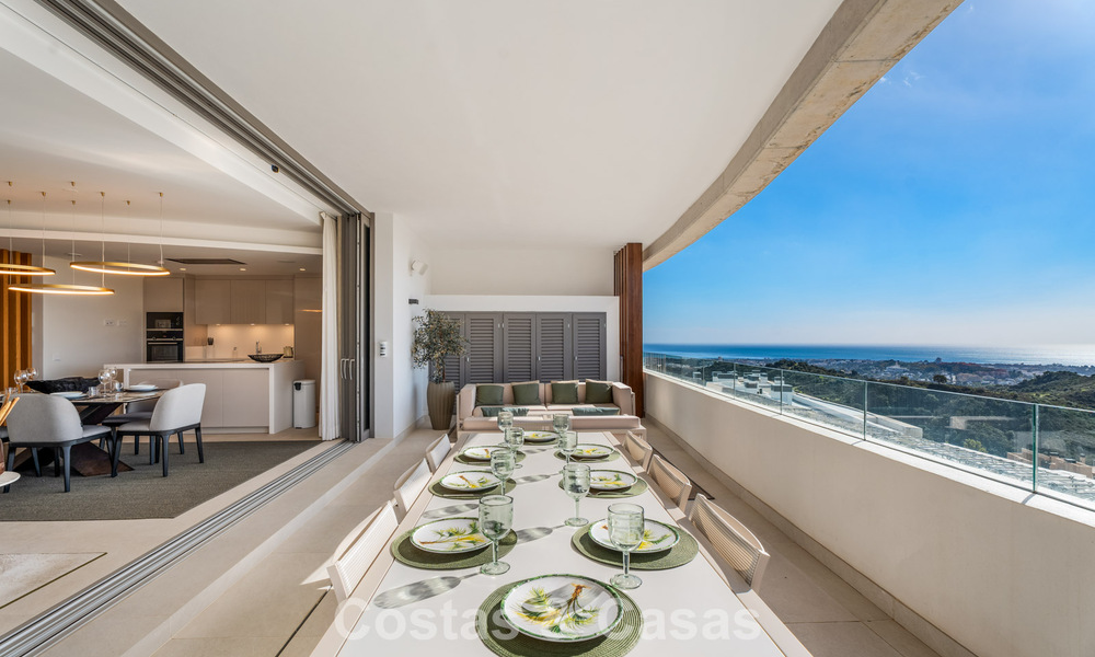 Spacieux appartement contemporain, prêt à emménager à vendre dans les collines de La Quinta Resort, Marbella - Benahavís 794395