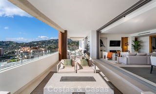 Spacieux appartement contemporain, prêt à emménager à vendre dans les collines de La Quinta Resort, Marbella - Benahavís 794397 