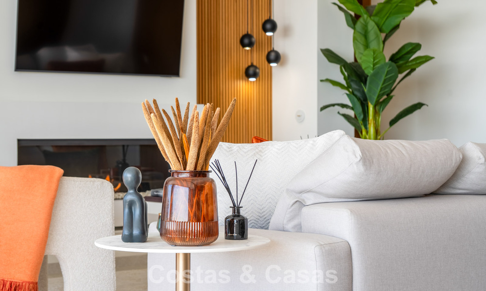 Spacieux appartement contemporain, prêt à emménager à vendre dans les collines de La Quinta Resort, Marbella - Benahavís 794398